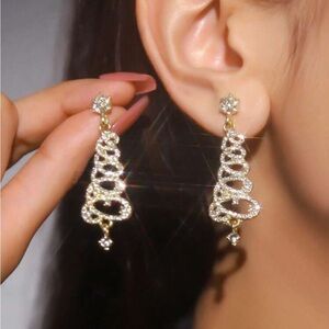 NWT Christmas Tree Rhinestone Earrings
